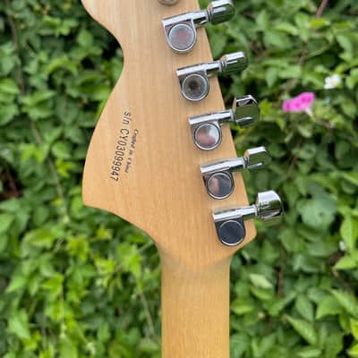 Fender Squier 2003 - Quilted maple 3 tone tobacco sunburst image 8