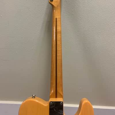 fender-american-vintage-series-52-reissue-telecaster- USA -1998-left-hand image 10