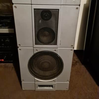 Radiotehnika S90B 1980 - Wood and plastic image 1