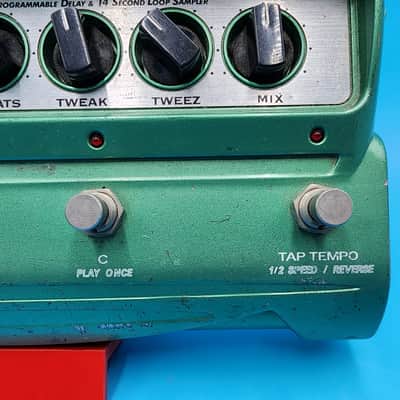 Line 6 DL4 Delay Modeler Guitar Bass Effect Pedal Vintage Delay & Echo Stomp image 5