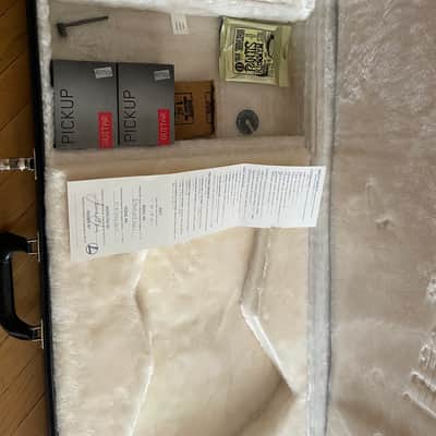 Gibson Explorer 2012 Ebony EMG 81/60 /w batttery box image 6