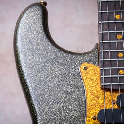 FENDER MIJ Hellecasters Limited Edition John Jorgenson Stratocaster "Black Gold Sparkle + Rosewood" (1997) image 6