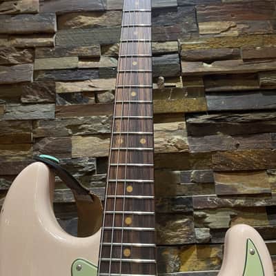 Fender Custom Shop Late '62 Stratocaster Relic/CC - Super Faded Aged Shell Pink image 4