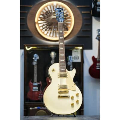 1988 Gibson Les Paul Standard alpine white image 2