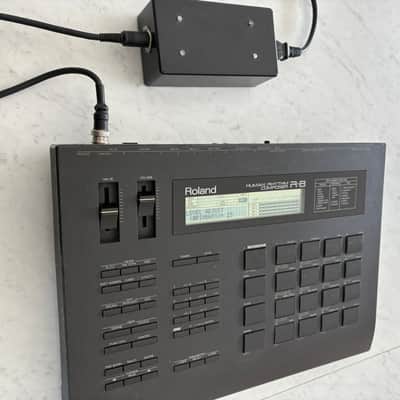 Roland R-8 Human Rhythm Composer 1980s - Black