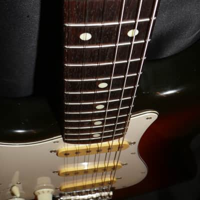 Fender Japan M.I.J. "J" series lefty `62 Stratocaster R.I. 1990 3 Color Sunburst image 10