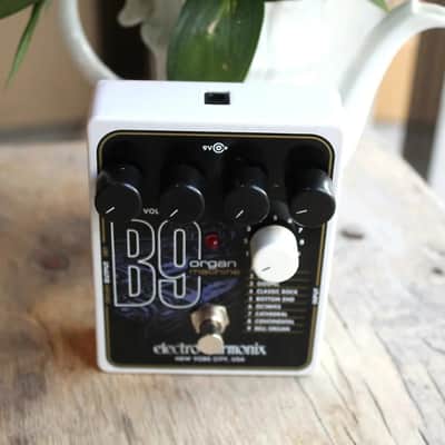 Electro-Harmonix B9 Organ Machine image 3