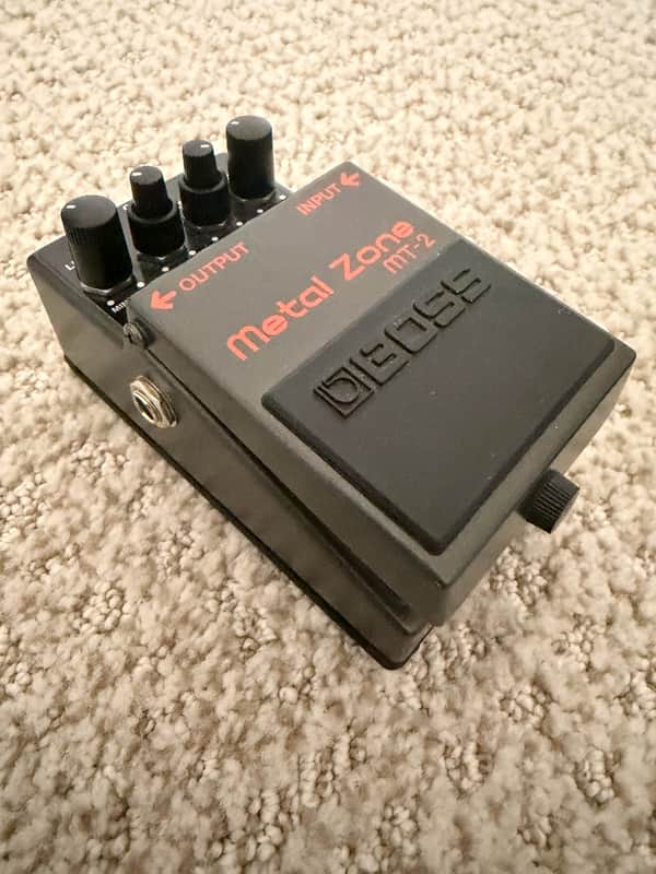 Boss MT-2 Metal Zone (Silver Label) 1991 - Present - Black image 1