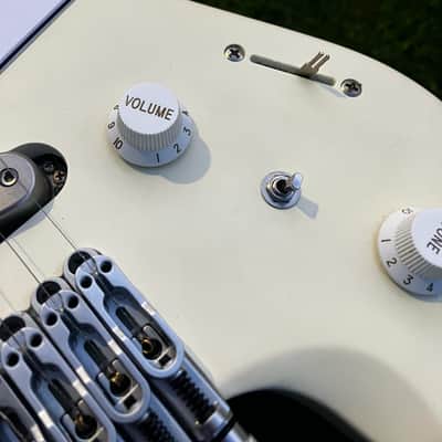 Ibanez ICHI10-VWM Ichika Nito Signature Quest 2021 - Vintage White Matte image 11
