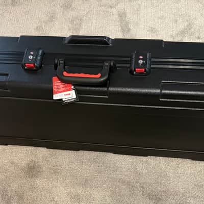 Gator GTSA-KEY61 TSA Series ATA Molded 61-Key Keyboard Case 2010s - Black image 2