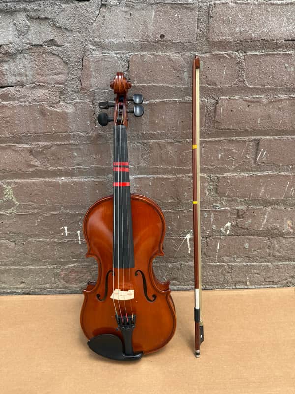 Franz Hoffmann Amadeus 1/2 Size Student Violin Outfit — Model 11907 with Bow & Case image 1