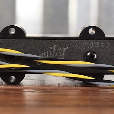 Aguilar AG 4J-HC Set 4 String Jazz Bass Bridge Neck Pickup Set Black image 3