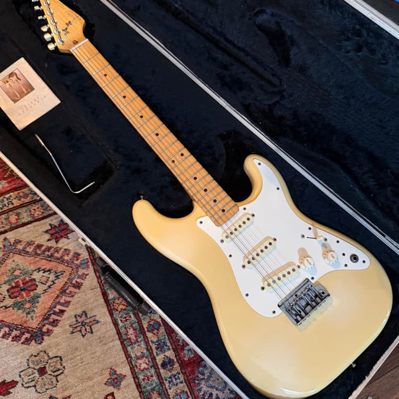 Fender Stratocaster 1983-1984 "Dan Smith" Era USA, OHSC + Papers + Rare Trem Bar