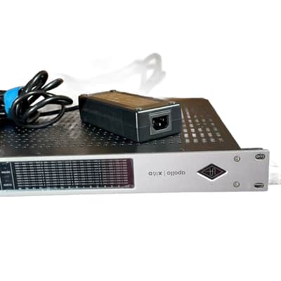 Universal Audio Apollo x16D - Mint image 8