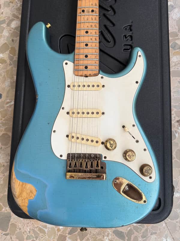 Fender The Strat with Maple Fretboard 1981 - Lake Placid Blue image 1