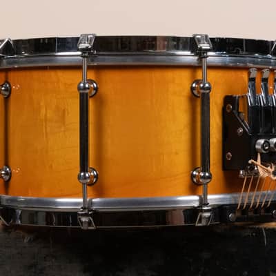 Pearl Symphonic 6.5x14 6-Ply Maple Snare Drum image 3