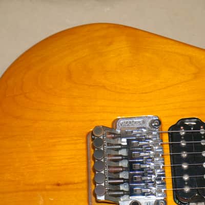 Hamer USA Diablo Guitar with Hamer Case 1991 Aztec Gold image 4