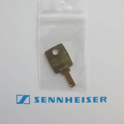 Sennheiser Orpheus The Set: HE-90 Electrostatic Headphones + HEV-90 Tube Amplifier - image 15