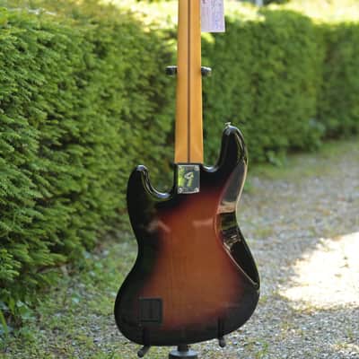 Fender Player II Modified Active Jazz Bass® V - 3-Color Sunburst image 10