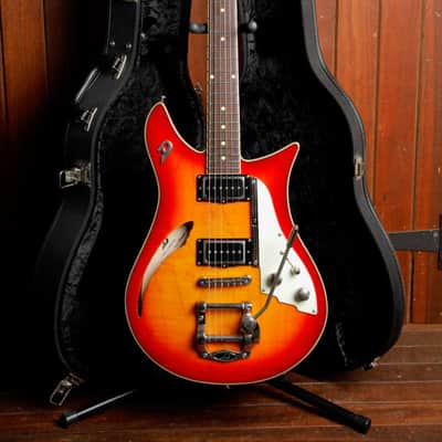Duesenberg Double Cat Semi-Hollow Fire Burst Electric Guitar Pre-Owned image 2