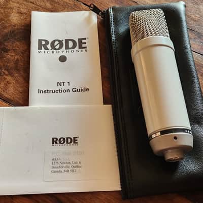 RODE NT-1 Microphone Large Diaphragm Condenser Microphone image 1