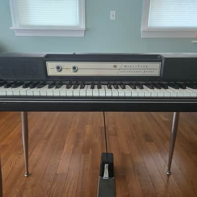 Wurlitzer 200 64-Key Electric Piano 1968 - 1974 - Black Bild 8