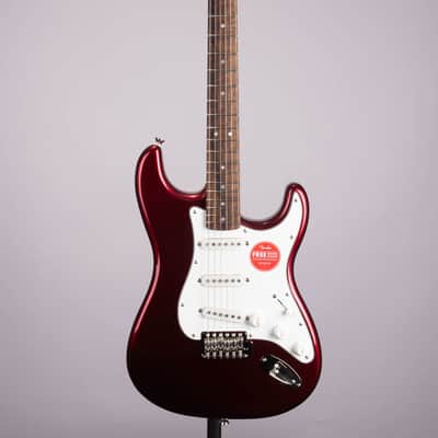Squier Classic Vibe '60's Stratocaster - Candy Apple Red image 2