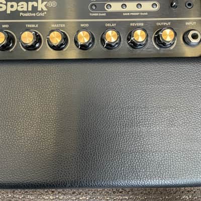 Positive Grid Spark 40 - Brown image 3