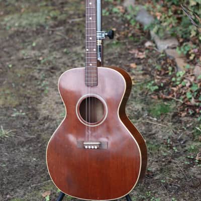 Gibson tenor guitar 1925 - natural image 1