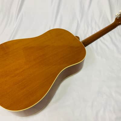 Gibson J-35 Antique Natural Electro-Acoustic Guitar, 2016 image 15