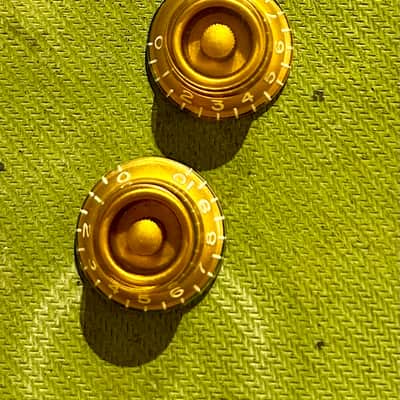 Gibson Bonnet Top Hat Knobs late 1950s - Gold - Set of 2 image 1