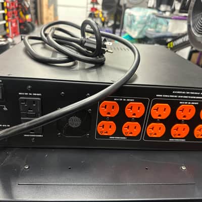 Furman P-2400 IT 20A Symmetrically Balanced Power Conditioner 2024 - Black image 2