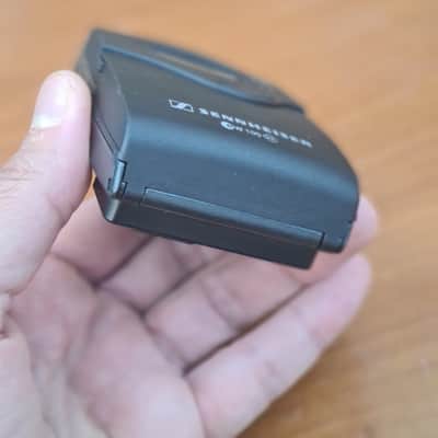 Sennheiser 🎤 Sennheiser EW 100 G3 Bodypack Transmitter – 823–865 MHz with Camera Shoe Mount image 4