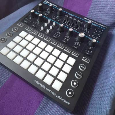 Novation Circuit Mono Station Paraphonic Synthesizer 2017 - 2021 - Black image 4
