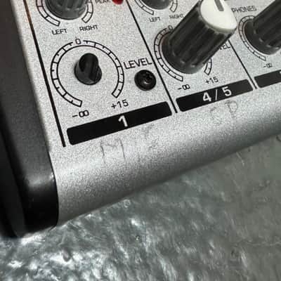 Behringer Eurorack UB502 5-Input 2-Bus Mixer (Used) image 2