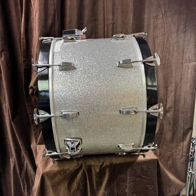 22x14 Ludwig Classic Maple Bass Drum Mid 80's - Silver Sparkle image 8