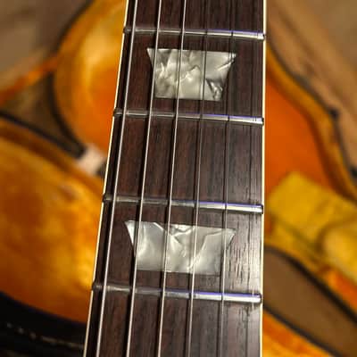 Gibson Les Paul true 1968 small headstock goldtop standard image 8