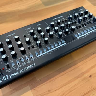 Roland SE-02 Boutique Series Synthesizer Module | Reverb