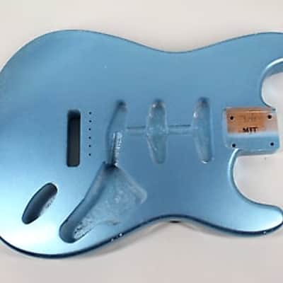 MJT Stratocaster body VTS 2023 - Ice Blue Metallic (nitrocellulose) light relic image 5