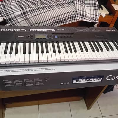 Casio CT-S300 Casiotone 61-Key Portable Keyboard 2010s - Black