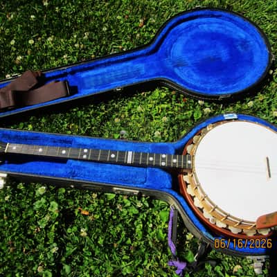 Ludwig Ambassador Plectrum Banjo, Late 1920's, M.C. Burley Neck, Case image 1
