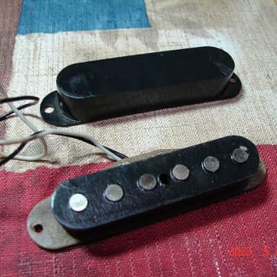 Vintage 1978 Fender Mustang Guitar Pickup w/Black Cover 5.49k image 2