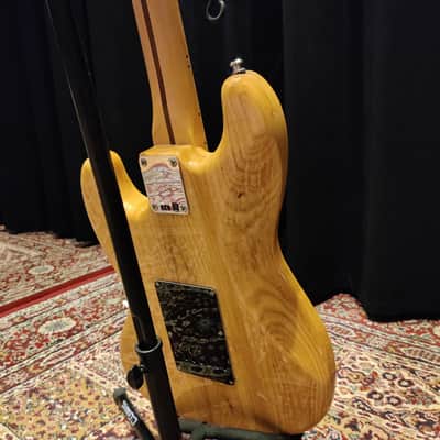 Fender Alternate Reality Series Sixty-Six HSS with Maple Fretboard 2019 - Natural image 7