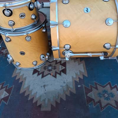 DW Collector's Exotic 3pc - Twisted Maple image 13