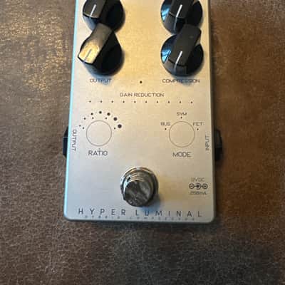 Darkglass Electronics Hyper Luminal Hybrid Compressor image 2