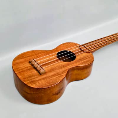 Vintage *RARE* SAM F. CHANG HONOLULU HAWAIIAN KOA 20 3/4” Soprano Ukulele w/Case image 11