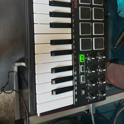 Akai MPK Mini MKII 25-Key MIDI Controller 2014 - Present Red with Black Keys image 2