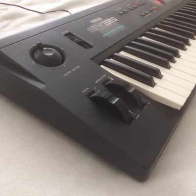 Yamaha SY35 Digital Vector Synthesizer image 2