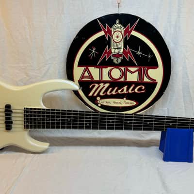 Carvin LB76 LB-76 6-string Bass with Case - s/n 43381 - Pearloid White image 3