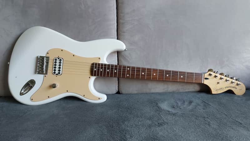 Squier Tom DeLonge Stratocaster 2001 - 2003 - White image 1